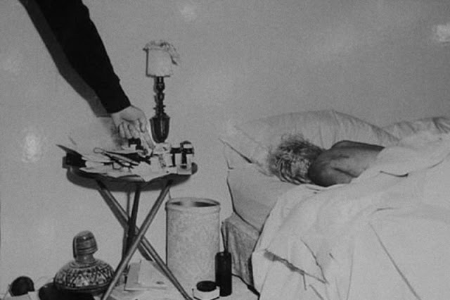 marilyn monroe's bedroom where she was found dead (12 pics
