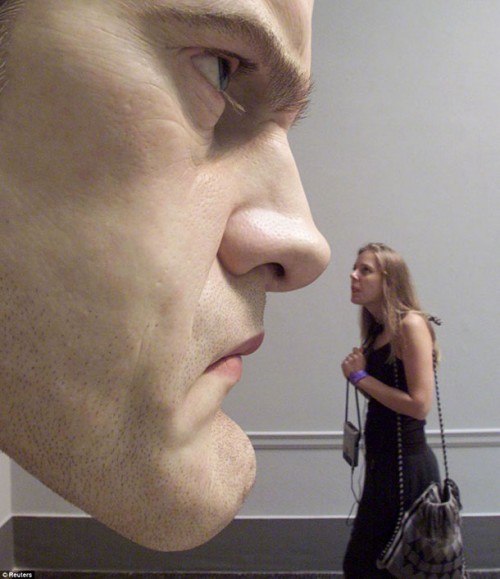 Stunning Hyperrealistic Sculptures of Ron Mueck (39 Photos