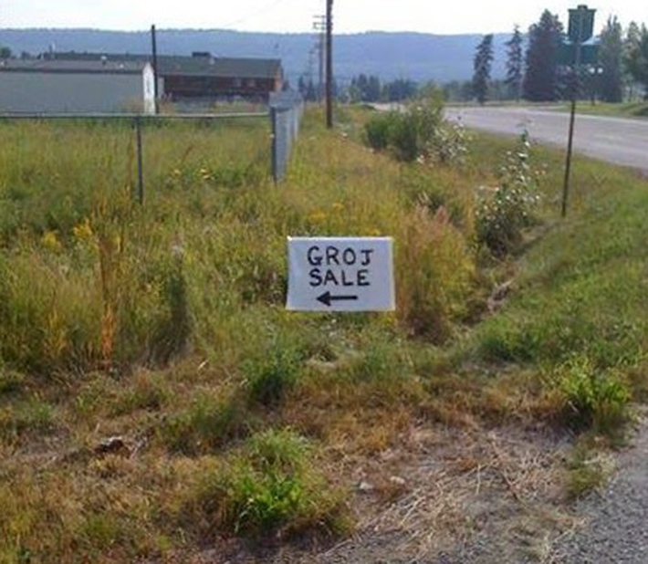 clever garage sale signs 18