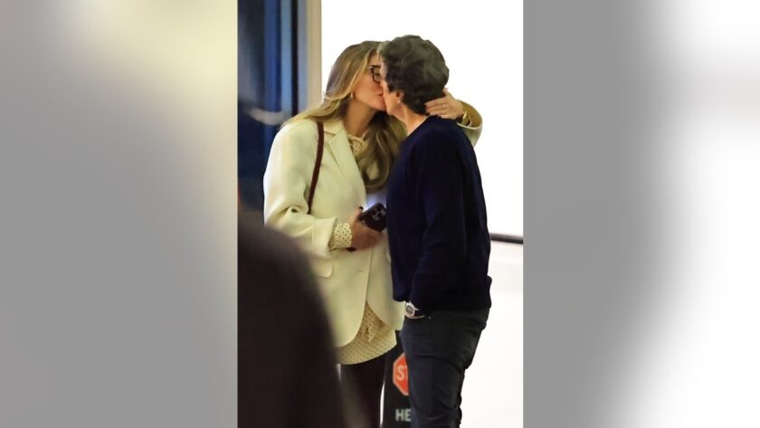 Rebecca Gayheart Spotted Kissing Peter Morton