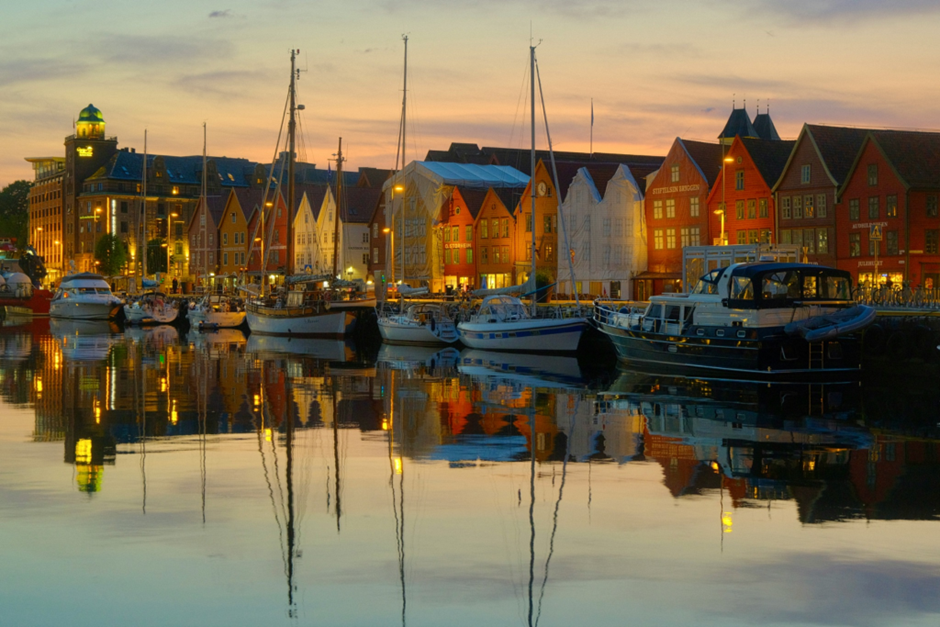 Exploring Bryggen Wharf