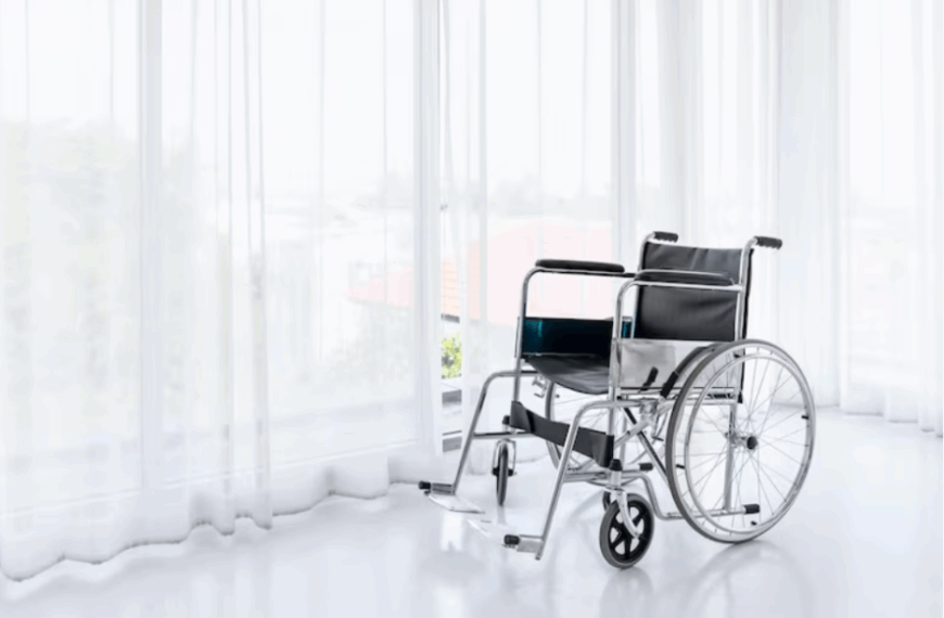 Why A Light Wheelchair Is The Perfect Choice For Everyday Mobility